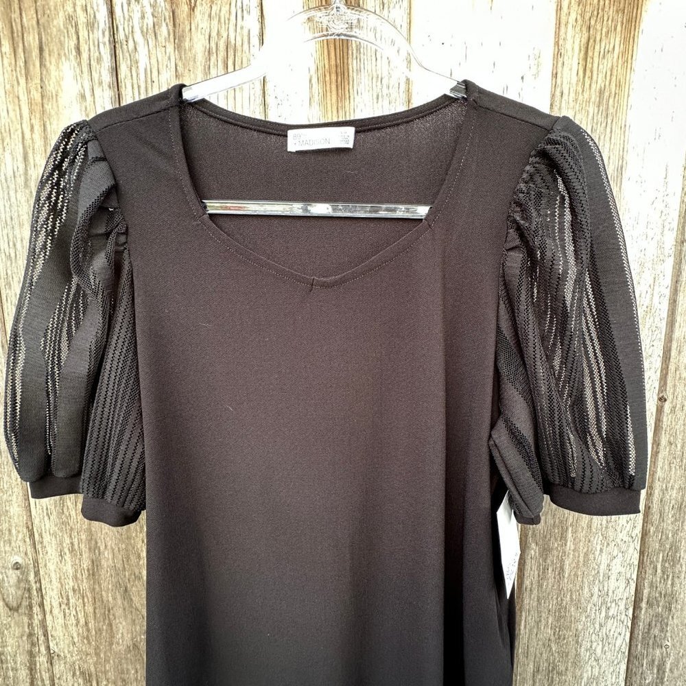 89th + Madison Black Short Puffed Sleeve Blouse Large NWT - Picture 3 of 7